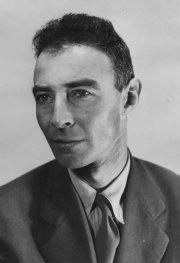 Robert Oppenheimer (1904-1967) - Nükleer Bombanın Babası
