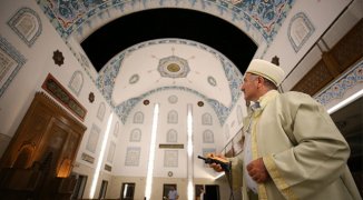 Kubbesi Açılıp Kapanabilen Cami - Bursa Safa Camii