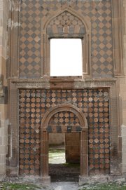Ani Selçuklu sarayı giriş kapısı 