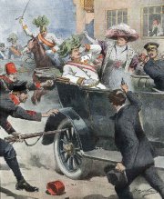 Avusturya Arşidükü Franz Ferdinand ve eşi Prenses Sophie'nin Saraybosna'daki suikastı,  I. Dünya Savaşı'nın çıkmasına neden oldu 