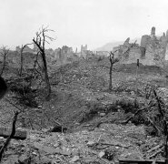 Monte Cassino enkazları