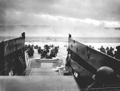 Amerikan askerleri Normandiya Çıkarmasında, 6 Haziran 1944